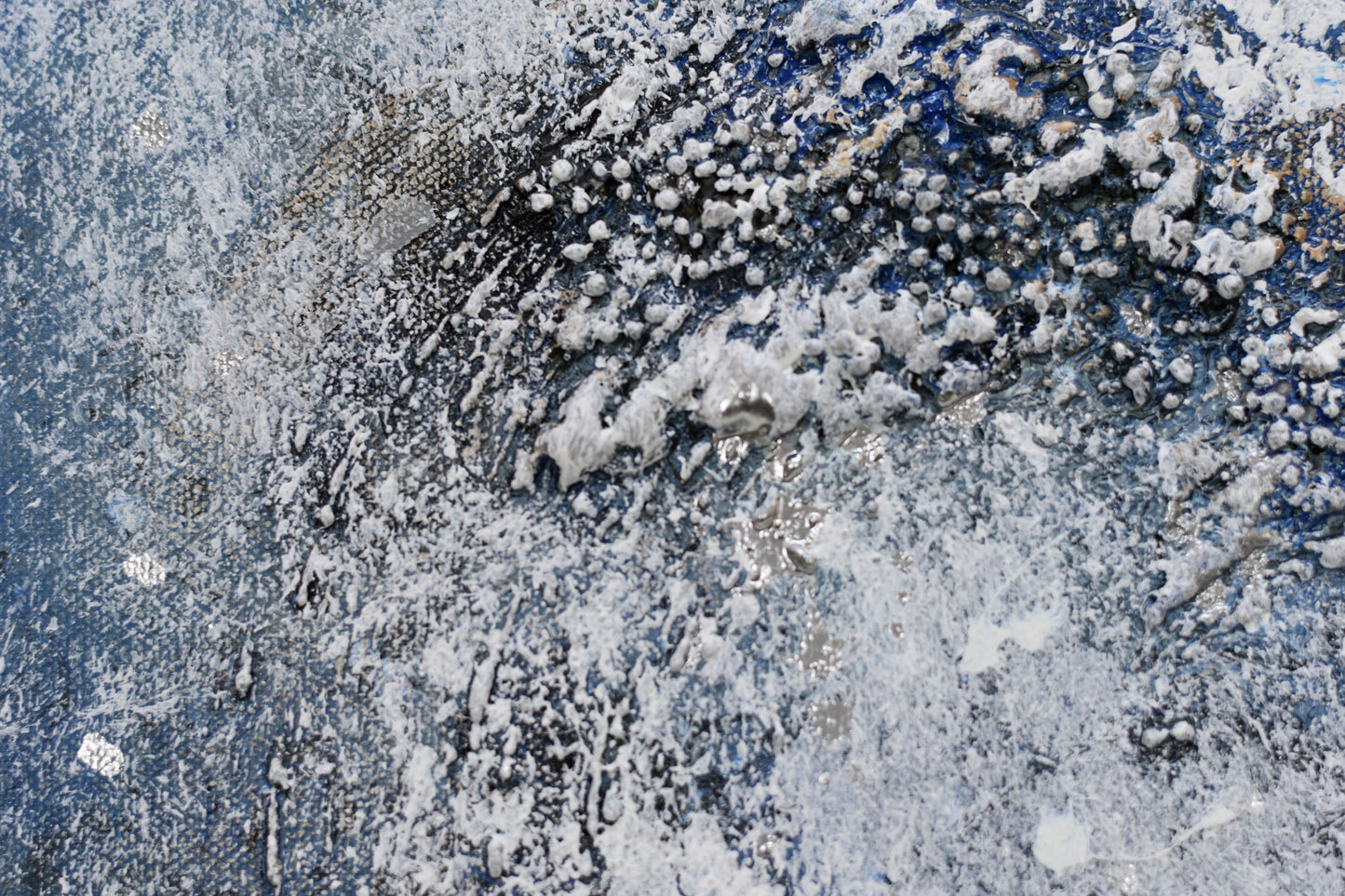 Silver School – Textured Ocean Triptych Painting | 90 x 30 cm | Edelgard Schroer