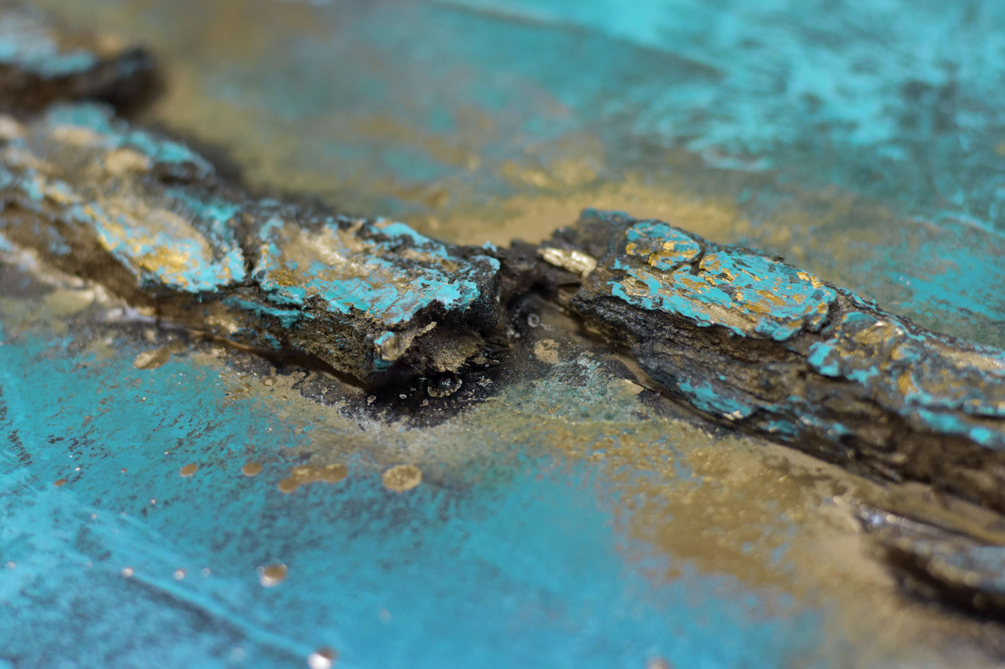 Golden Structures – Textured Abstract Painting with Bark | 90 x 45 cm | Edelgard Schroer
