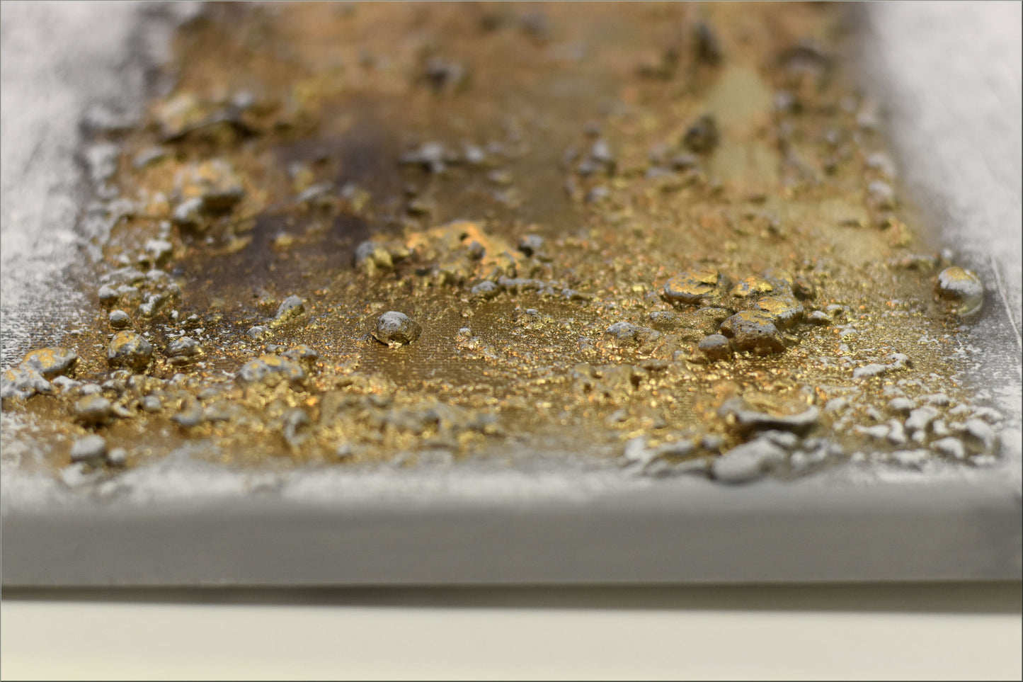 Golden Threads – Abstract Industrial Painting | 150 × 50 cm | Edelgard Schroer