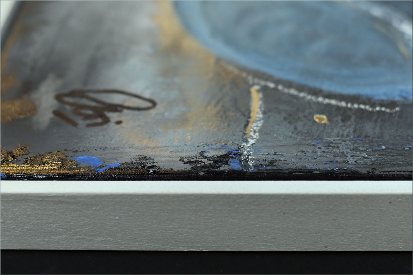 Blue Balloons – Abstract Textured Painting | 60 × 120 cm | Edelgard Schroer