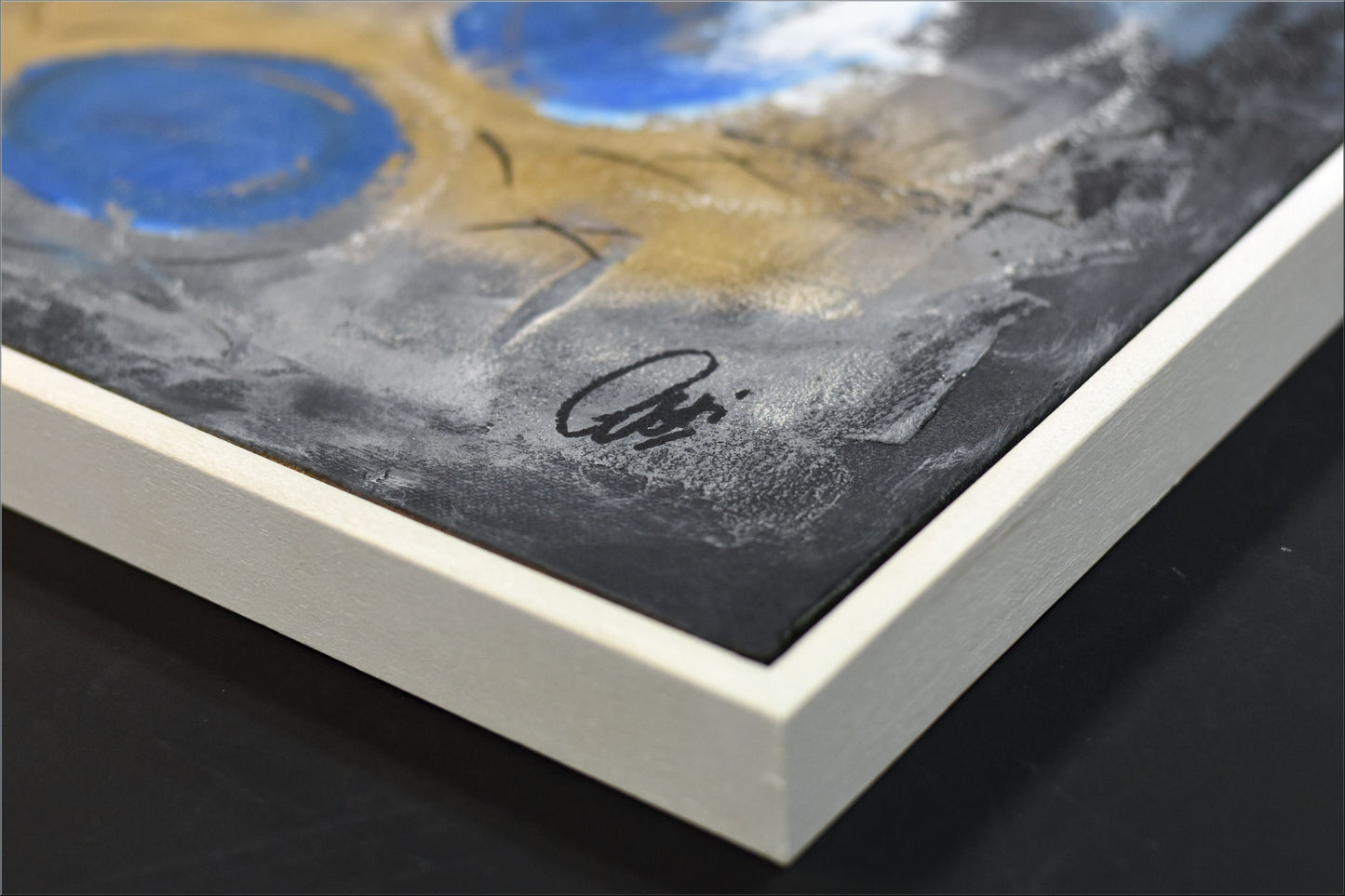 Free Flying – Abstract Blue Gold Textured Painting | 60 × 80 cm | Edelgard Schroer
