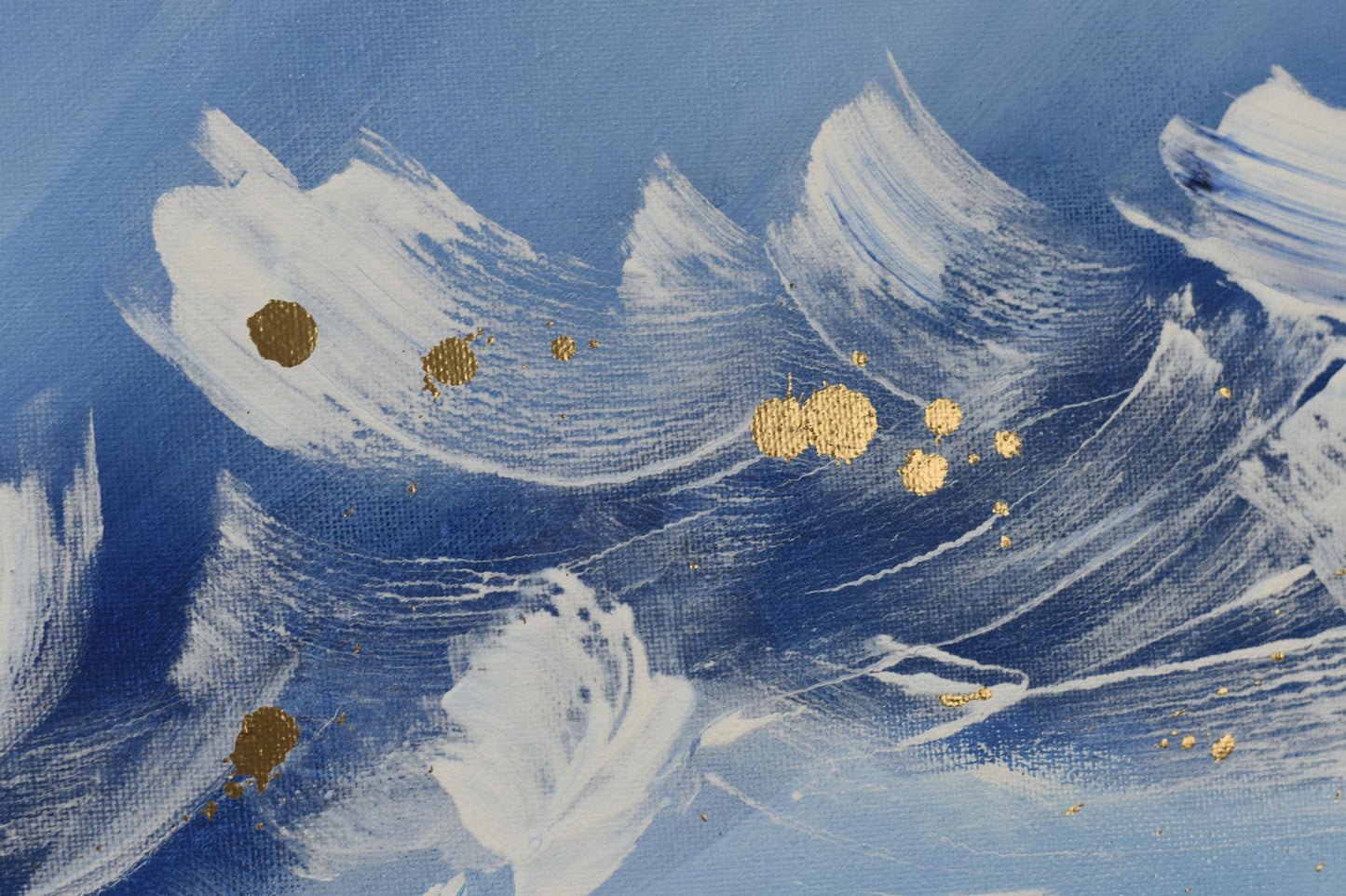 Azure Flow – Abstract Blue White Gold Painting | 123 × 43 cm | Edelgard Schroer