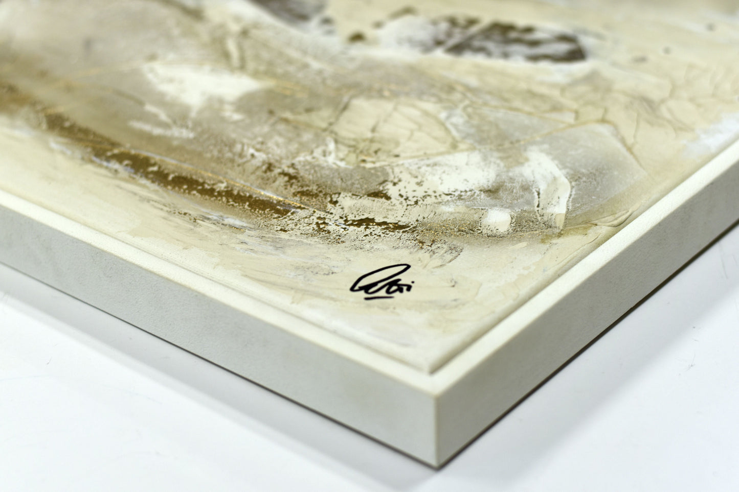 Caffeine Dreams – Gold & Coffee Abstract by Edelgard Schroer | 123 × 63 cm