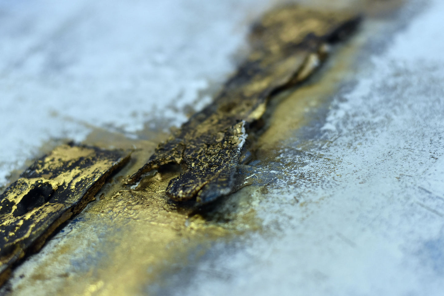 Monument – Abstract Textured Painting | 120 × 120 cm | Edelgard Schroer