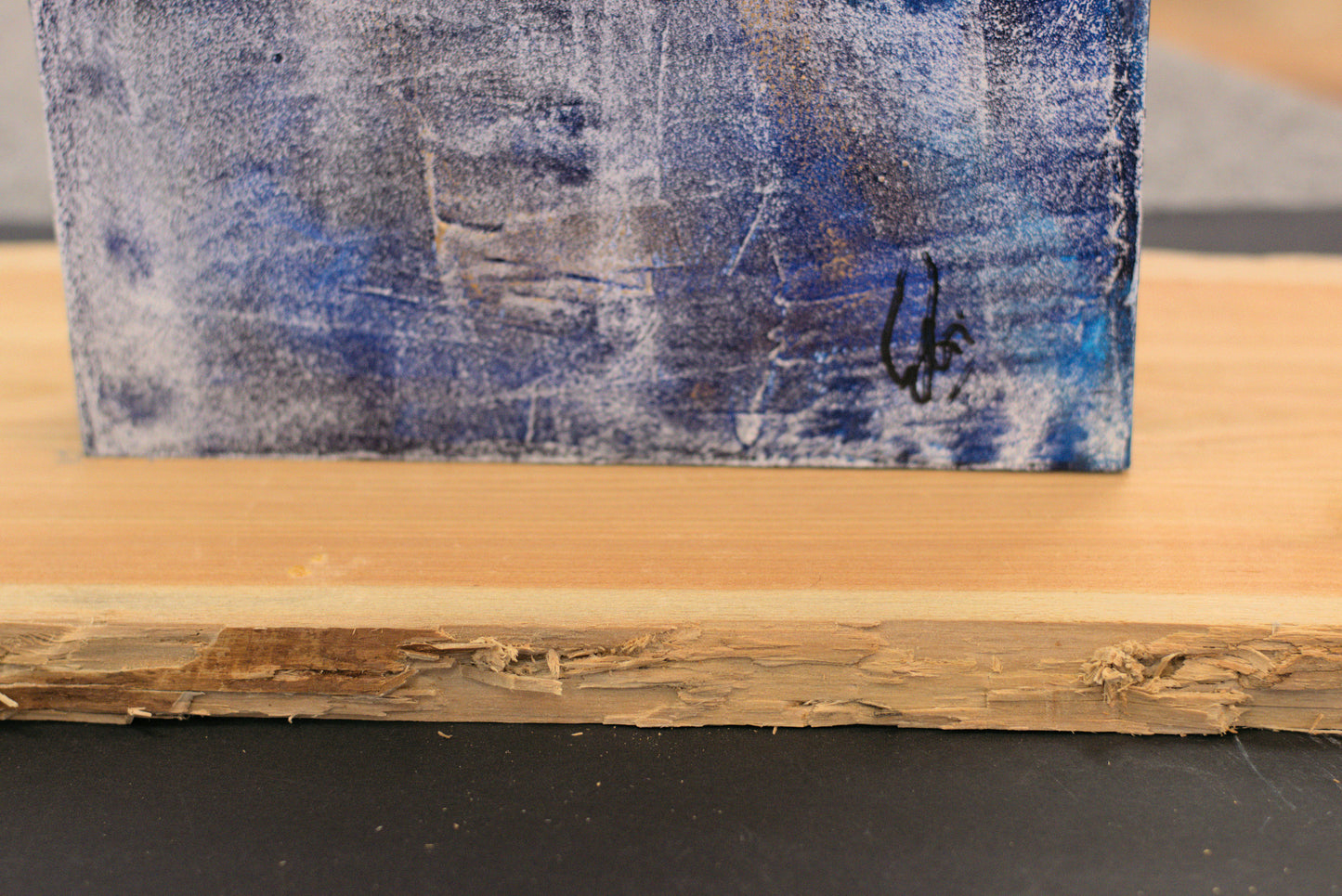 Blue Wishes – Sculptural Abstract Acrylic Painting | Freestanding Art by Edelgard Schroer
