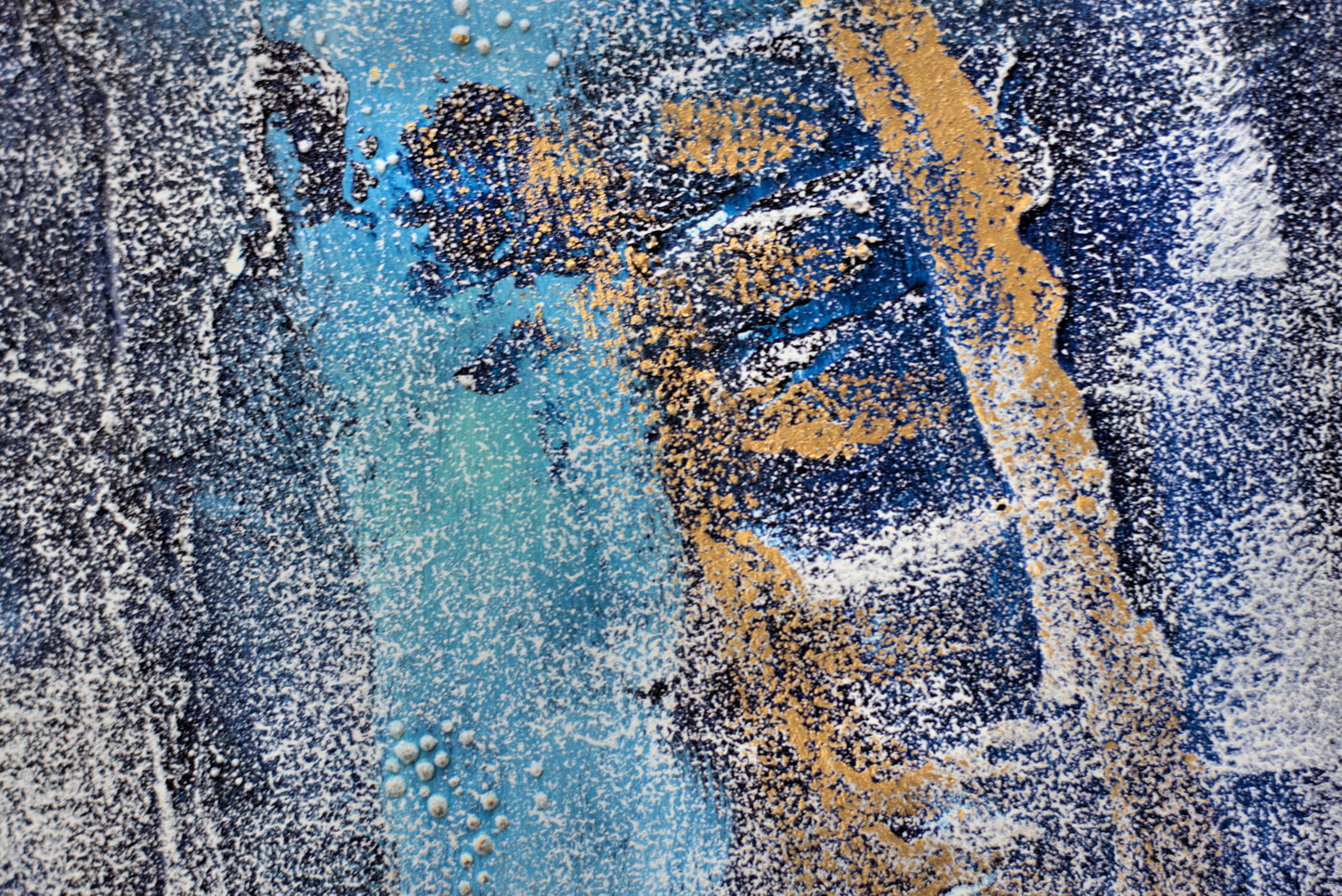 Blue Wishes – Sculptural Abstract Acrylic Painting | Freestanding Art by Edelgard Schroer